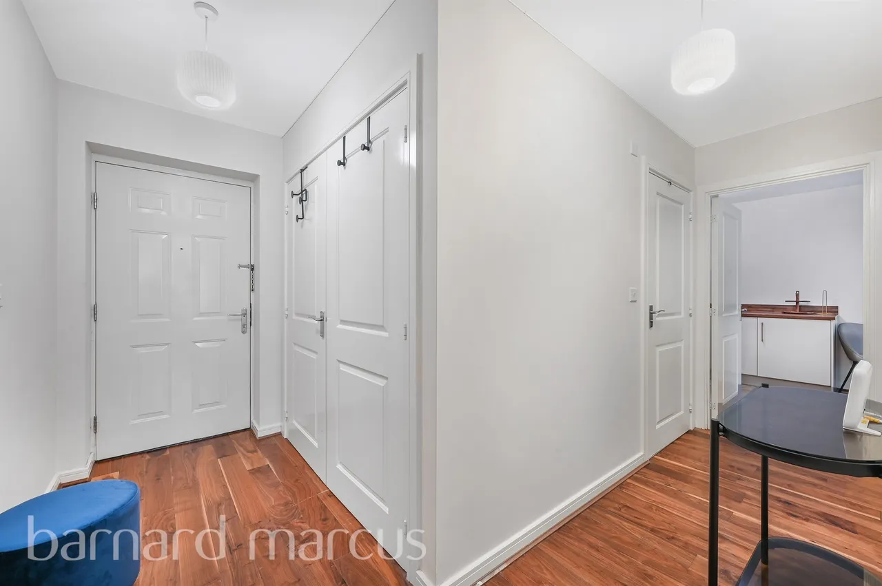 Schoolgate Drive, Morden, SM4, photo 9