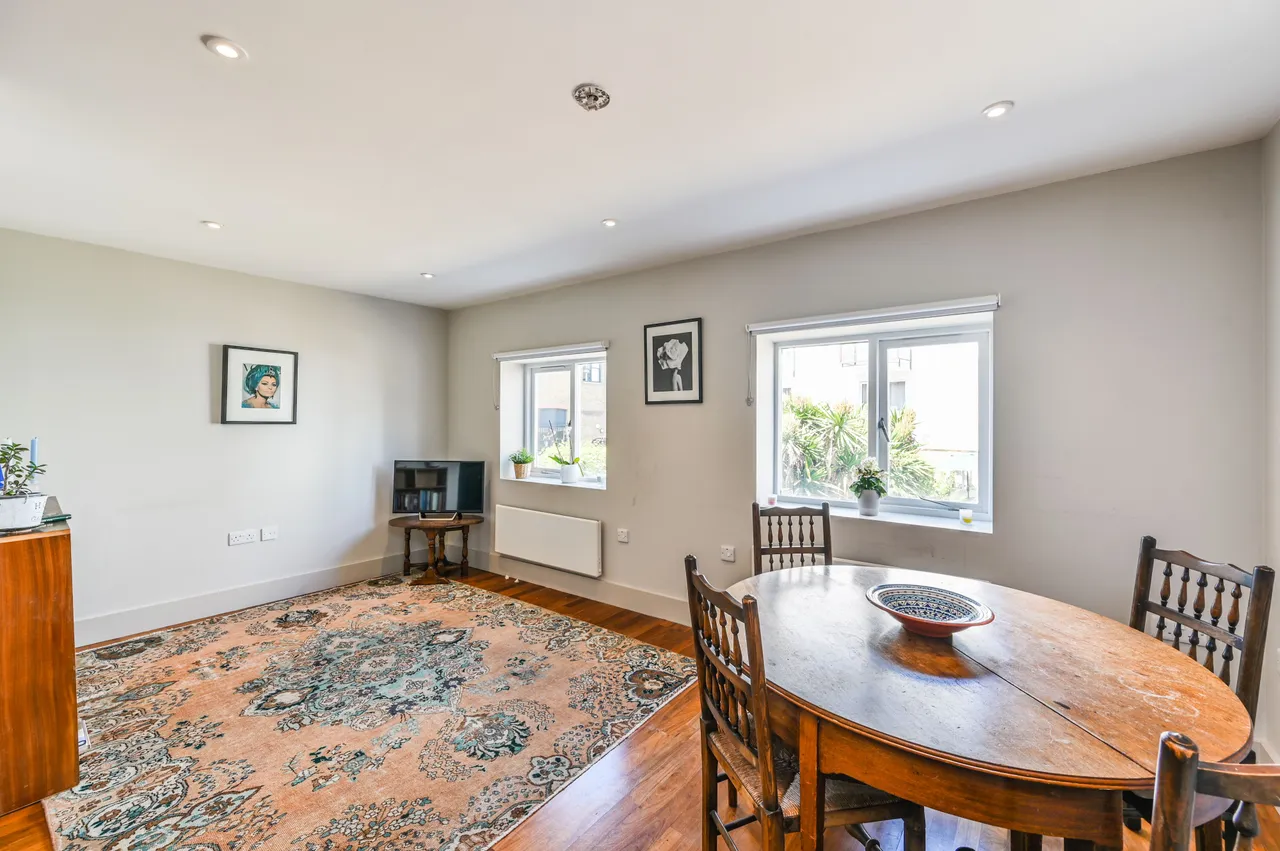2 bed flat for sale — First Floor Flat, 5 Claylands Place, London