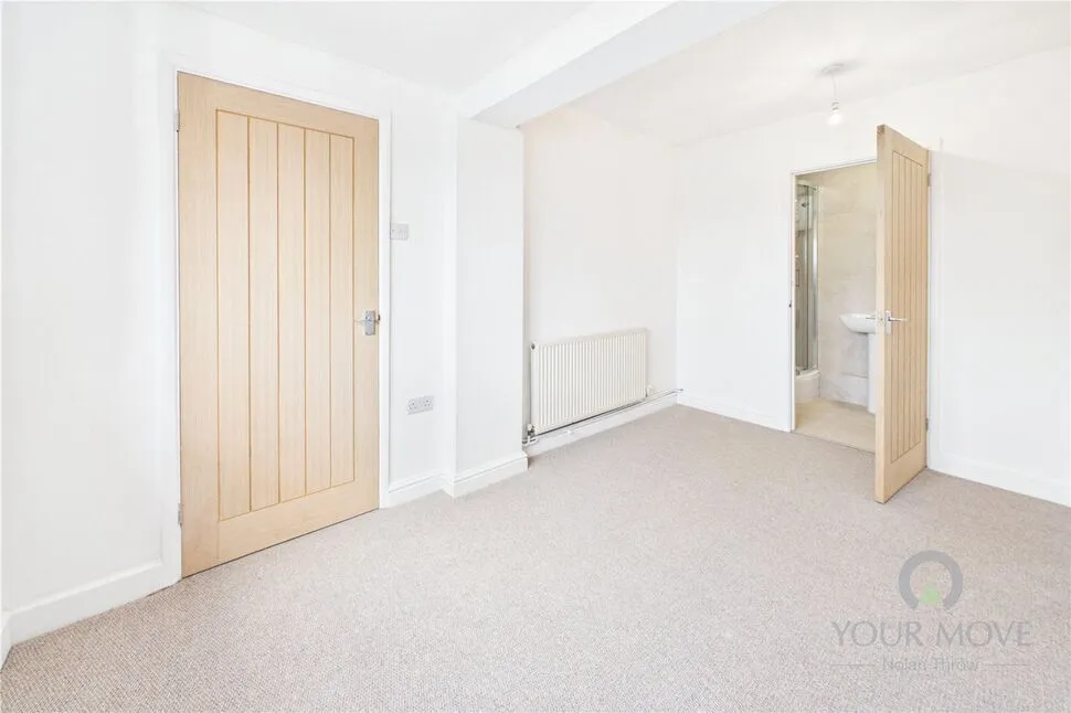 St. Johns Road, Kettering, Northamptonshire, NN15, photo 6