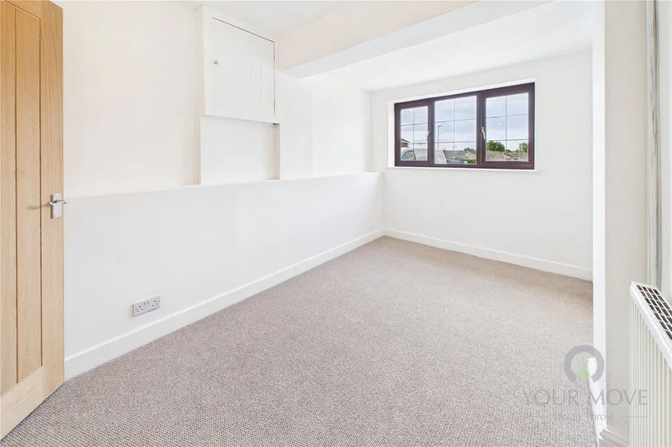 St. Johns Road, Kettering, Northamptonshire, NN15, photo 5