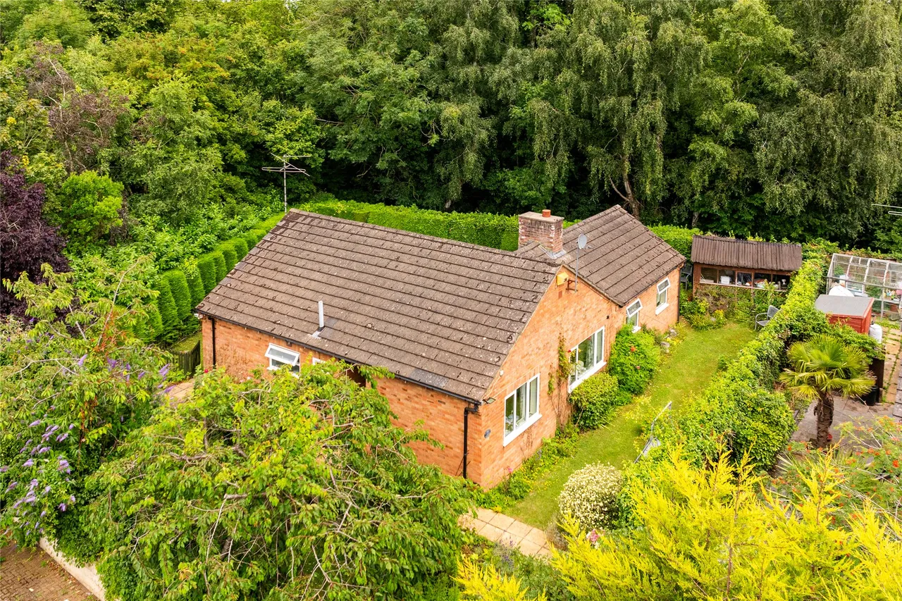 Station Terrace, Buckingham, MK18, photo 12