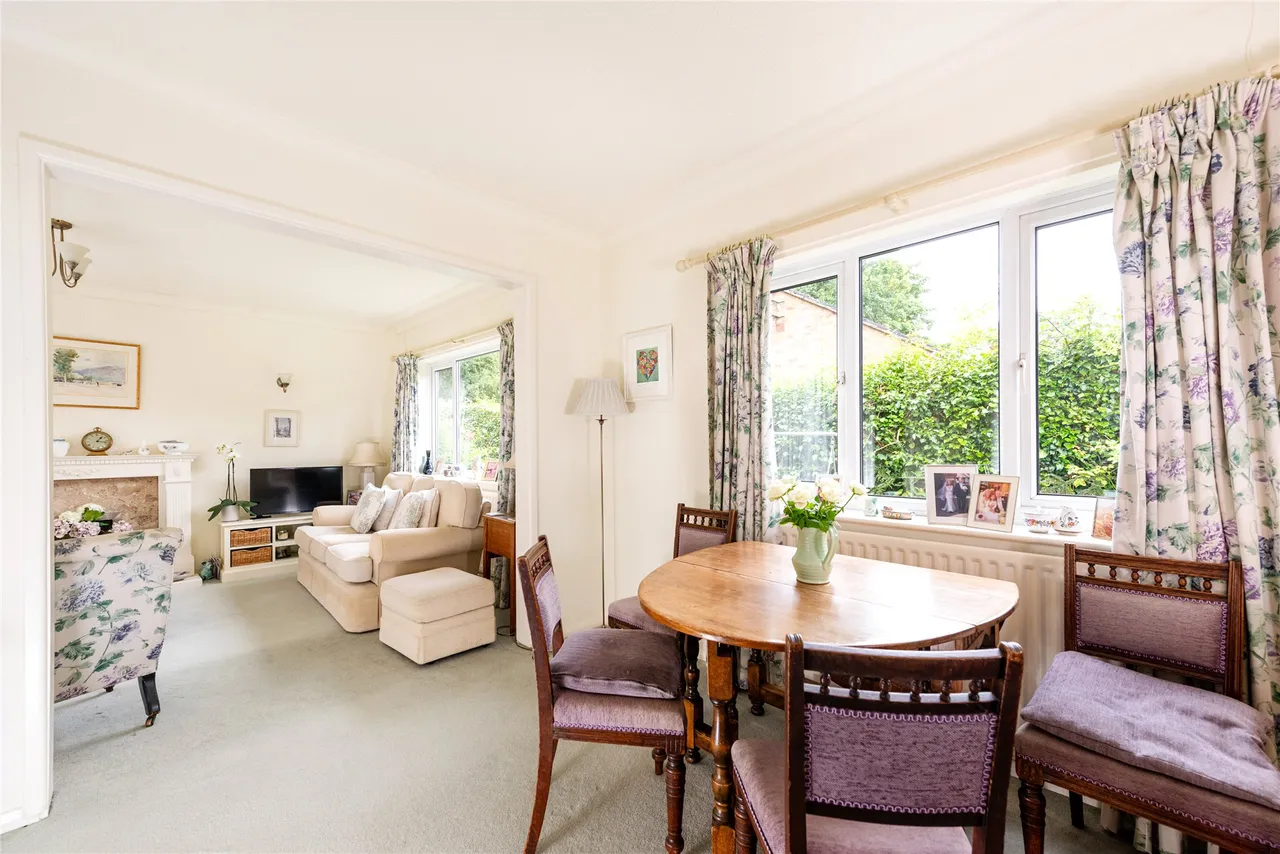 Station Terrace, Buckingham, MK18, photo 11