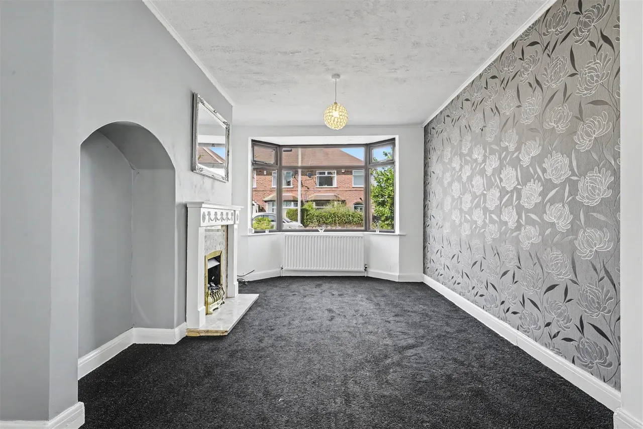 West Crescent, Beeston Rylands, NG9, photo 6