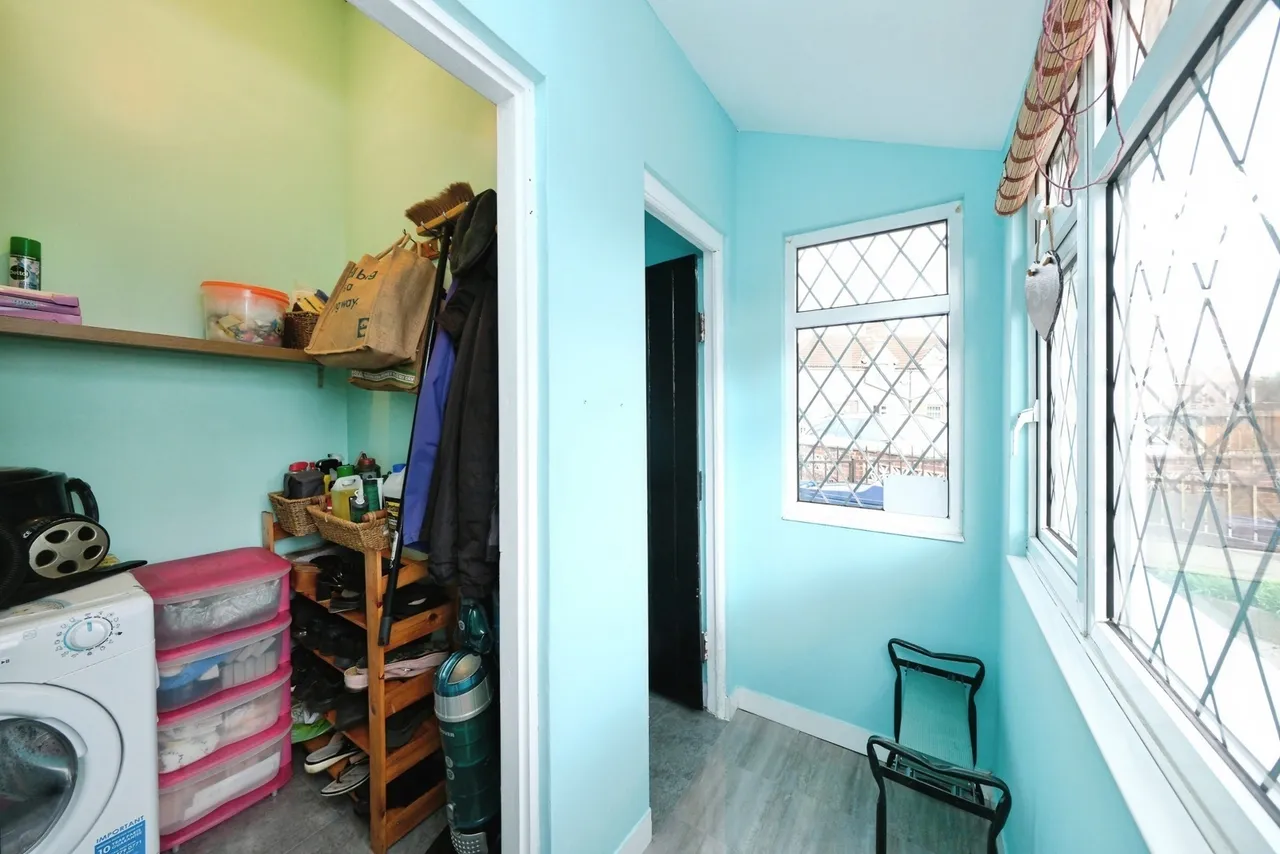 Daw Lane, DONCASTER, South Yorkshire, DN5, photo 9