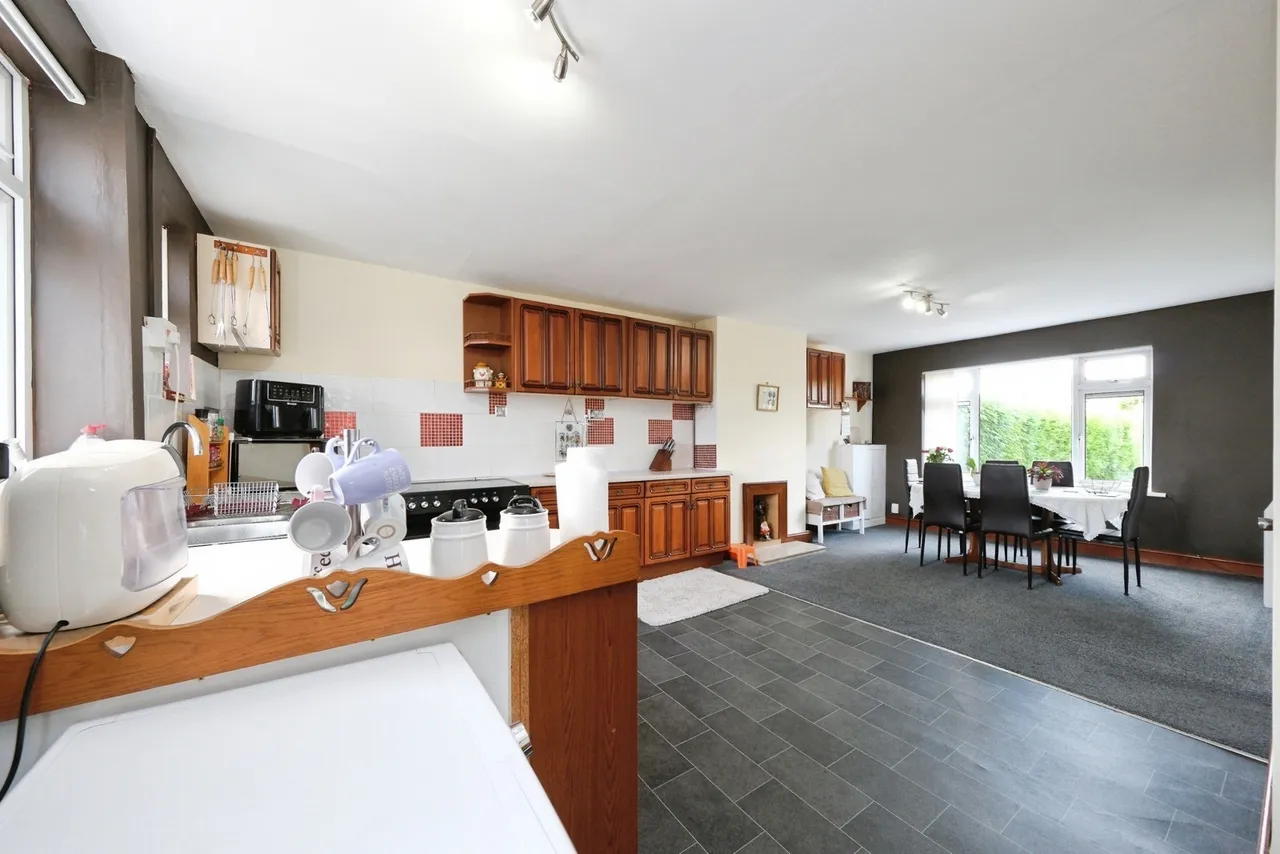Daw Lane, DONCASTER, South Yorkshire, DN5, photo 7