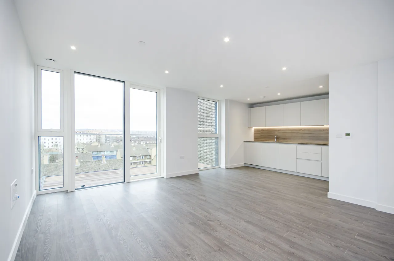 1 bed flat to rent — Flat 37, Sandpiper Building, 44 Newnton Close, London