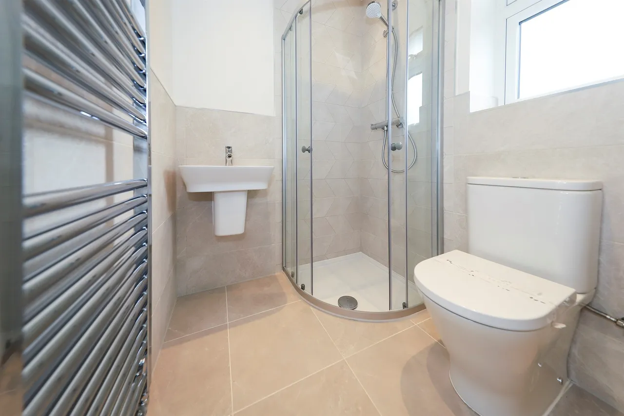 Lichfield Road, Bloxwich, WS3, photo 7