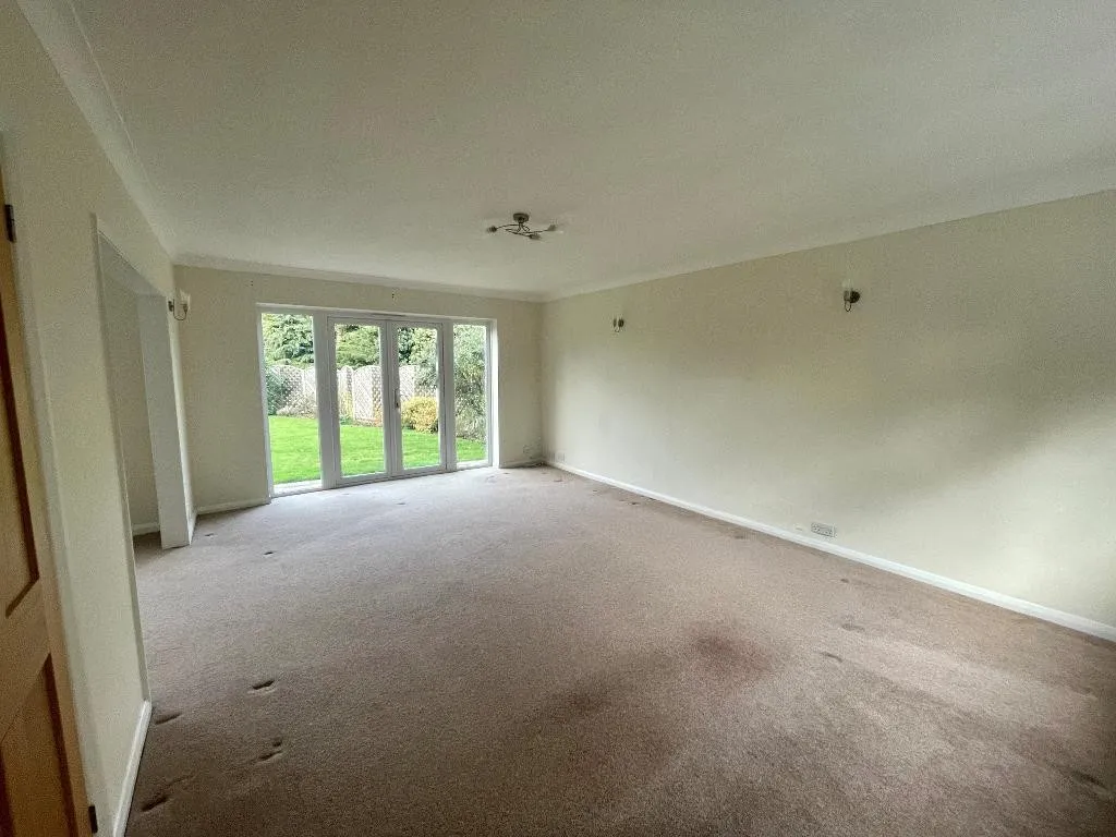 Shord Hill, Kenley, photo 9