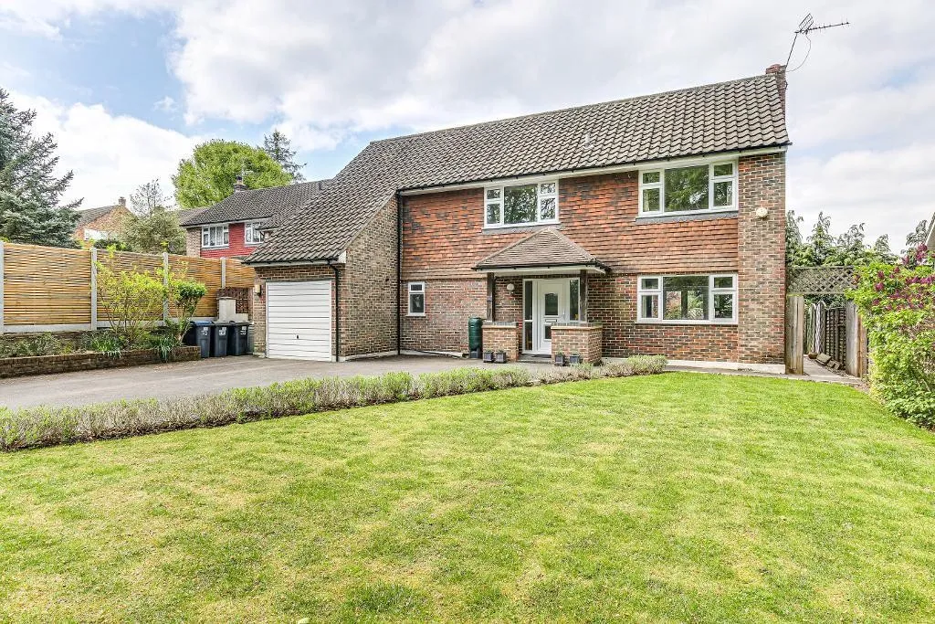 4 bed house to rent, Shord Hill, Kenley