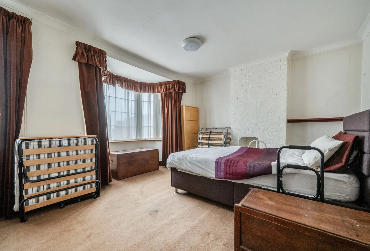Oak Street, Romford, RM7 7BA, photo 6