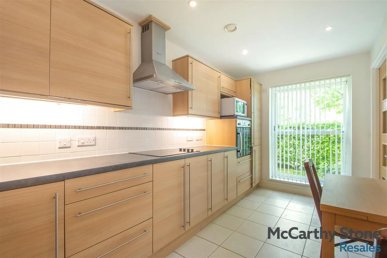 College Way, Welwyn Garden City, AL8, photo 5