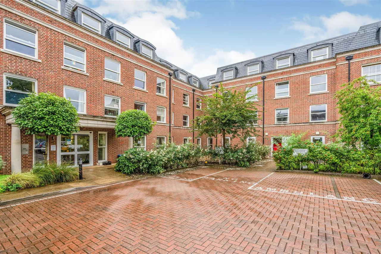 College Way, Welwyn Garden City, AL8, photo 12