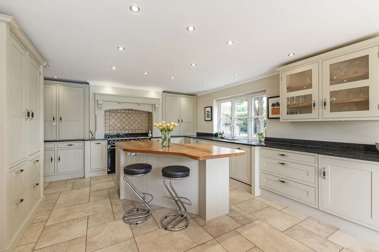 Bradcutts Lane, Cookham, Maidenhead, SL6, photo 5