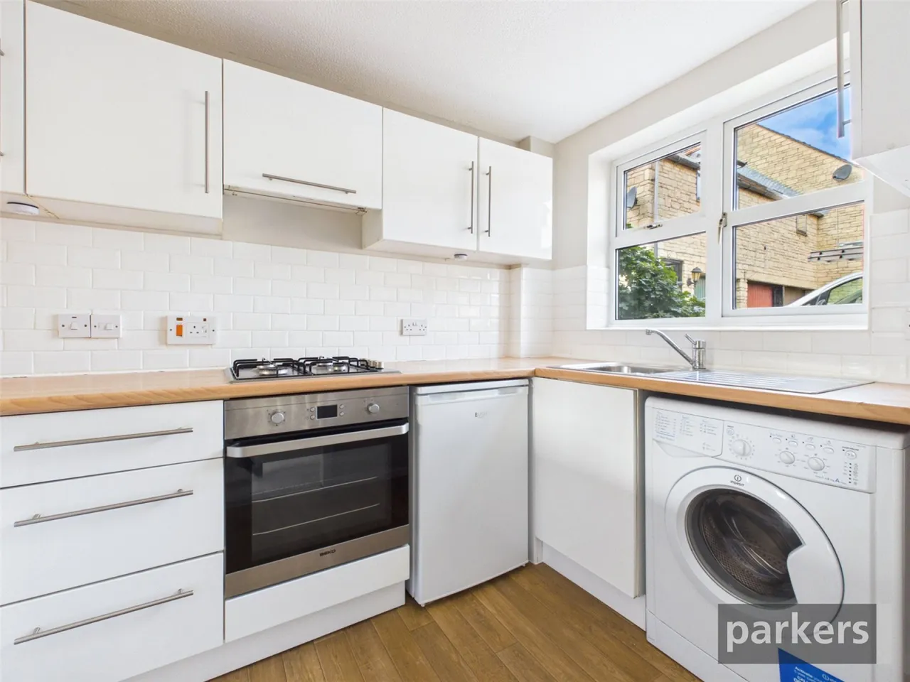 Campden Close, Deer Park, OX28, photo 2