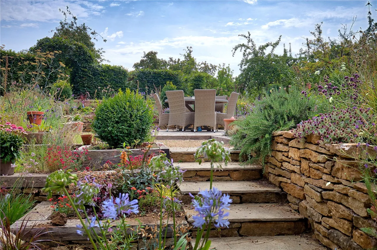 Holton, Wincanton, Somerset, BA9 8AR, photo 16