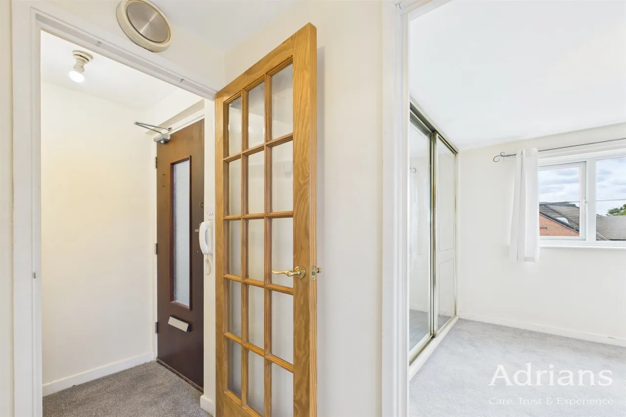 Crocus Way, Chelmsford, CM1, photo 7