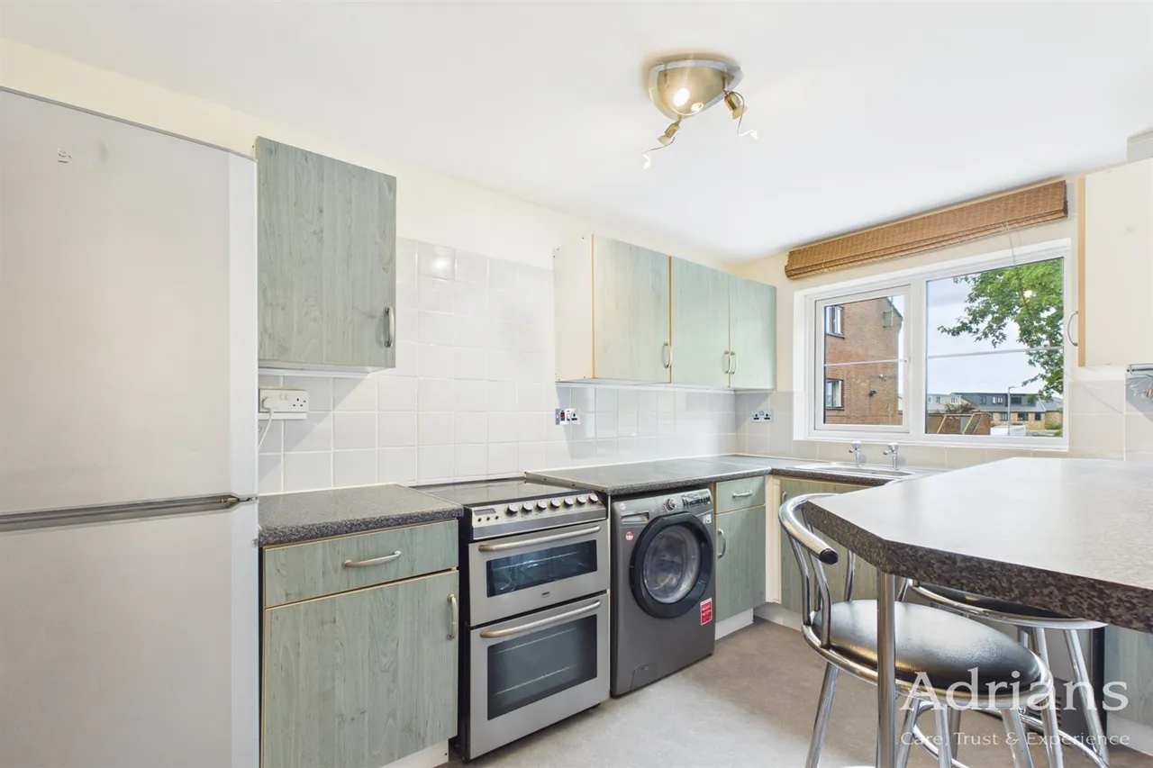 1 bed property for sale, Crocus Way, Chelmsford, CM1