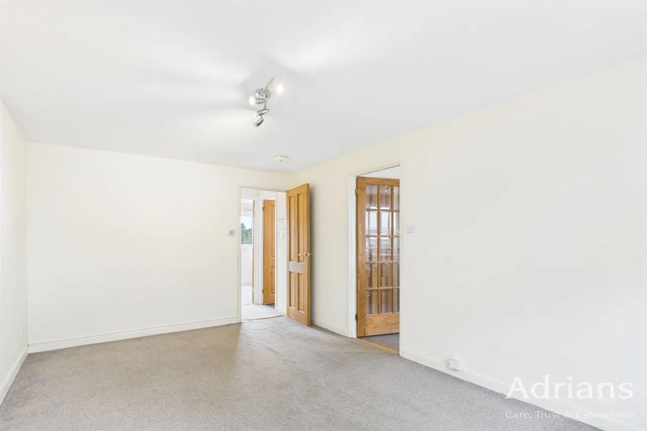 Crocus Way, Chelmsford, CM1, photo 3