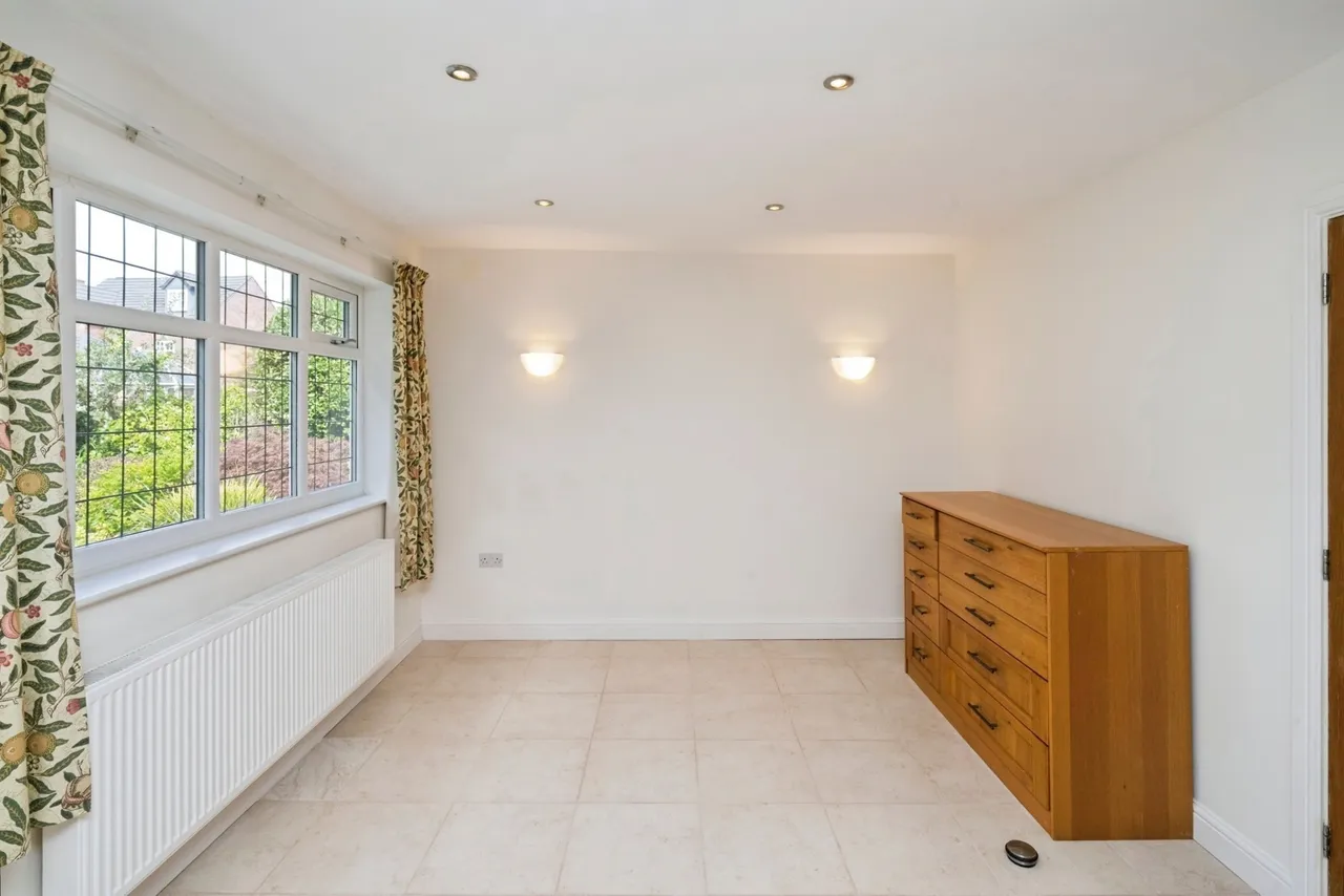 Brancote Gardens, Bromborough, CH62, photo 9