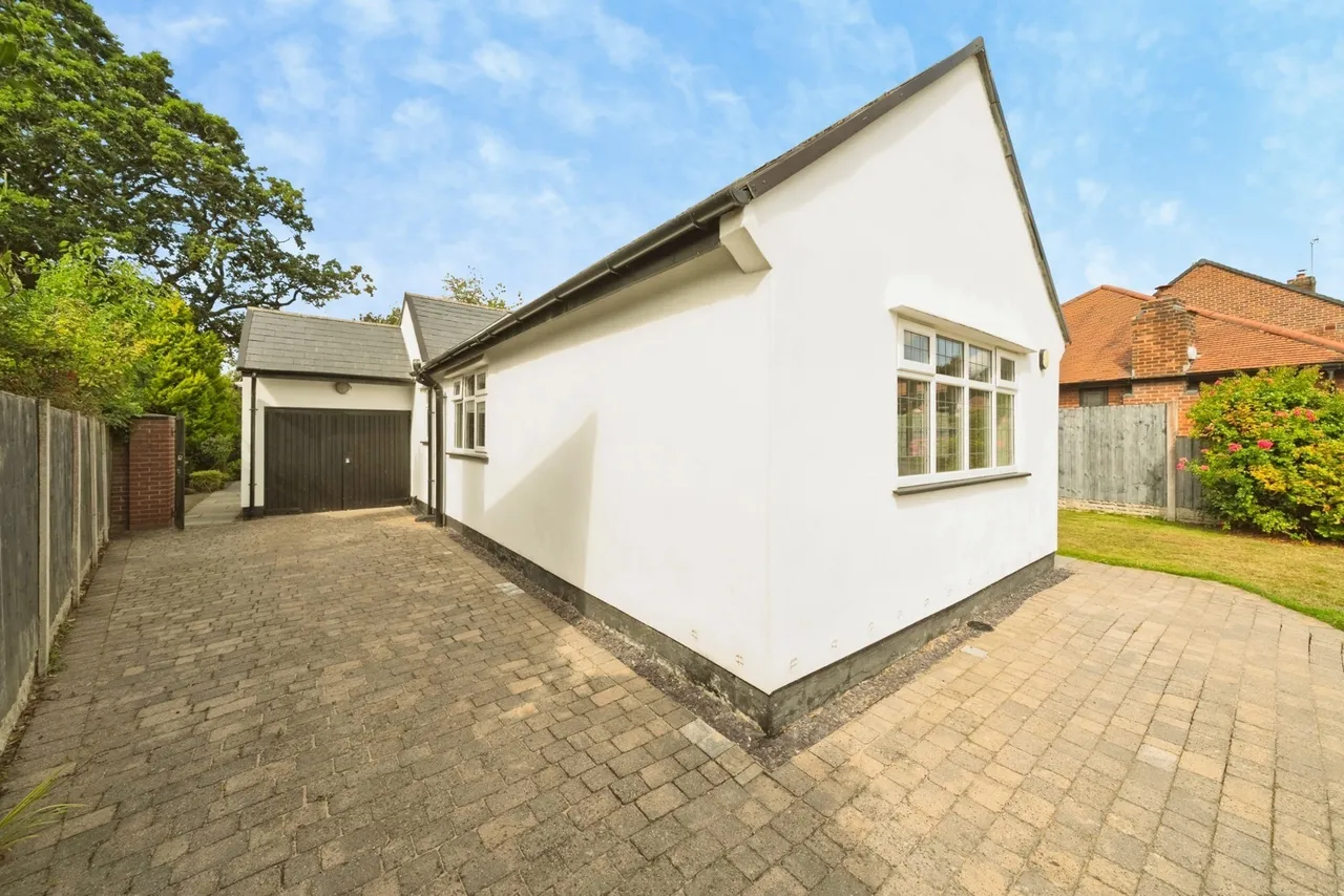 Brancote Gardens, Bromborough, CH62, photo 18