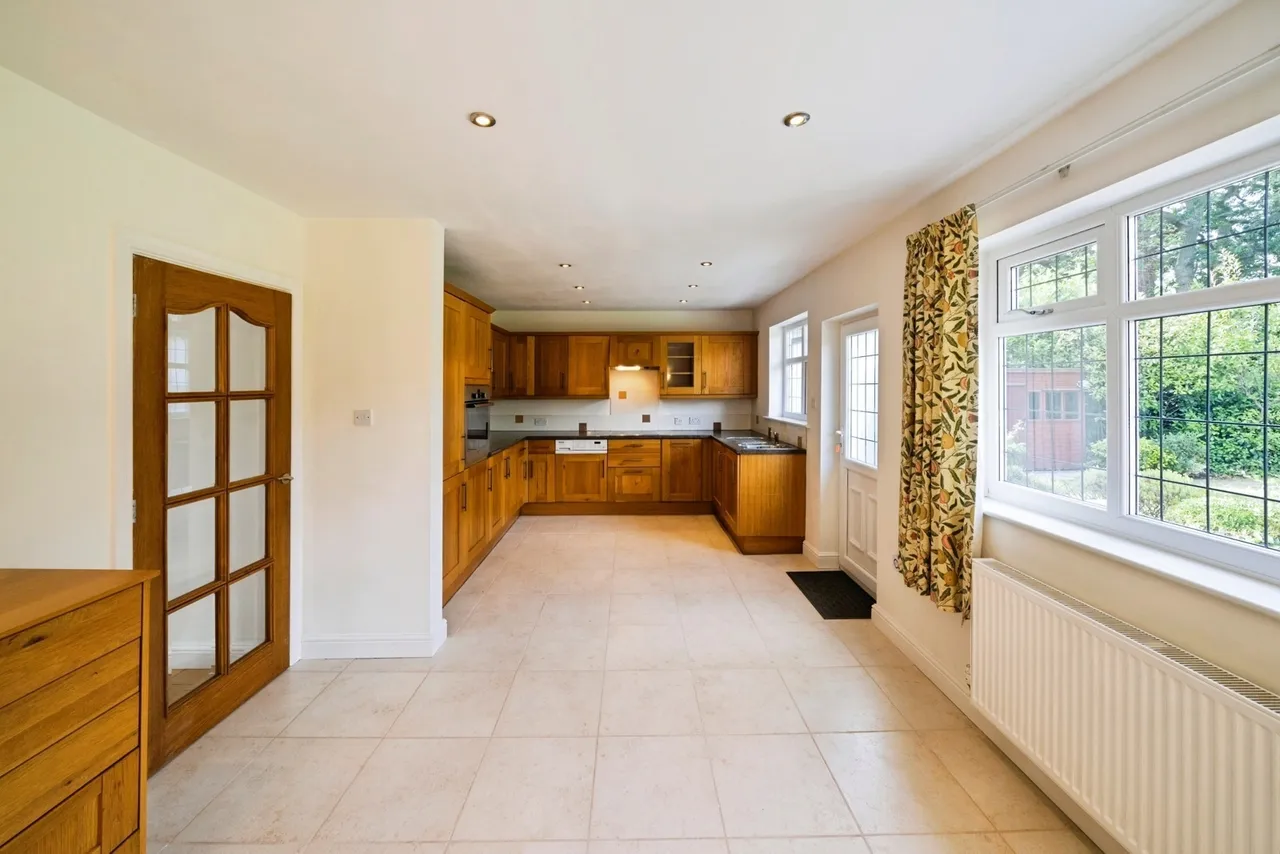 Brancote Gardens, Bromborough, CH62, photo 4