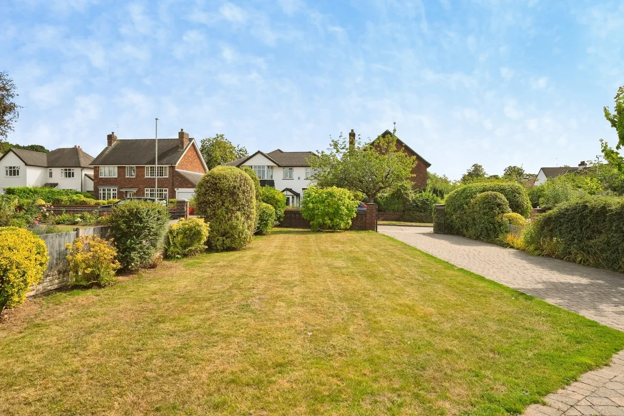 Brancote Gardens, Bromborough, CH62, photo 13