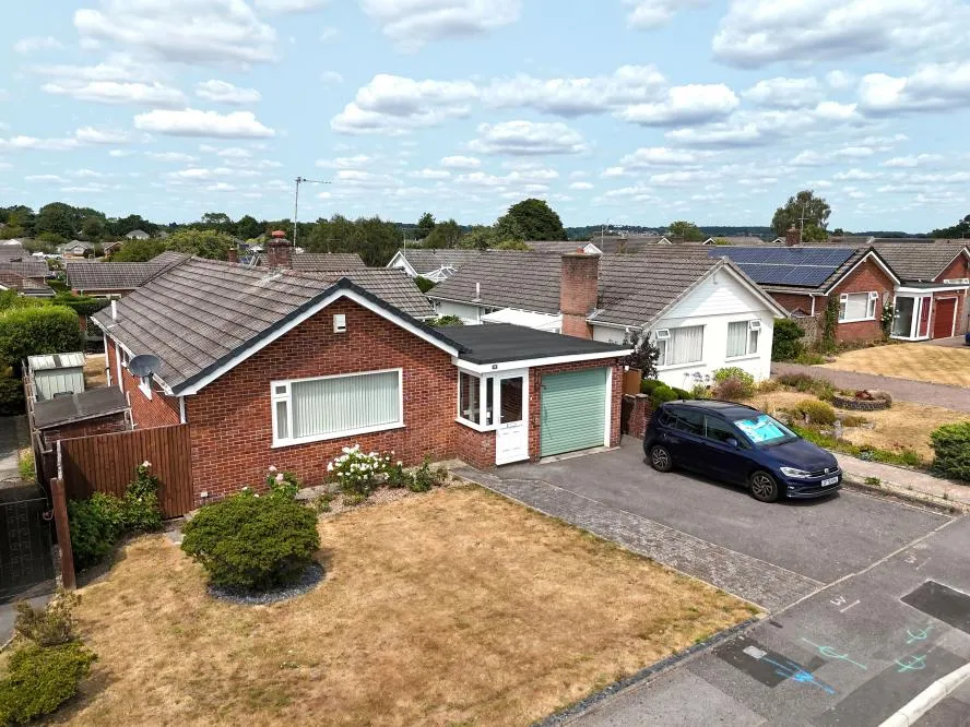 3 bed house for sale, Mimosa Avenue, Wimborne, BH21