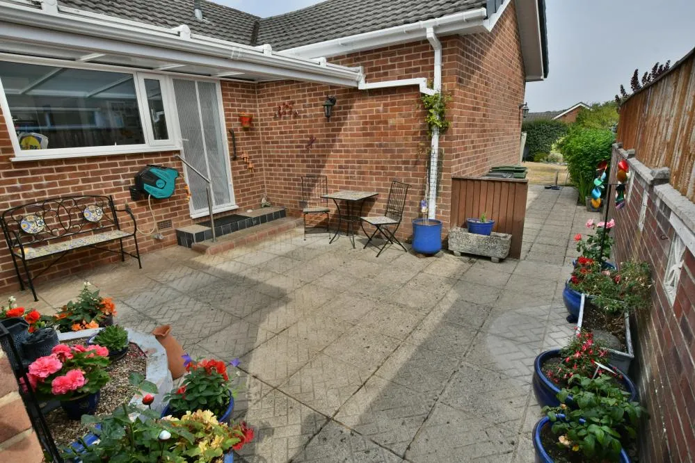 Mimosa Avenue, Wimborne, BH21, photo 15