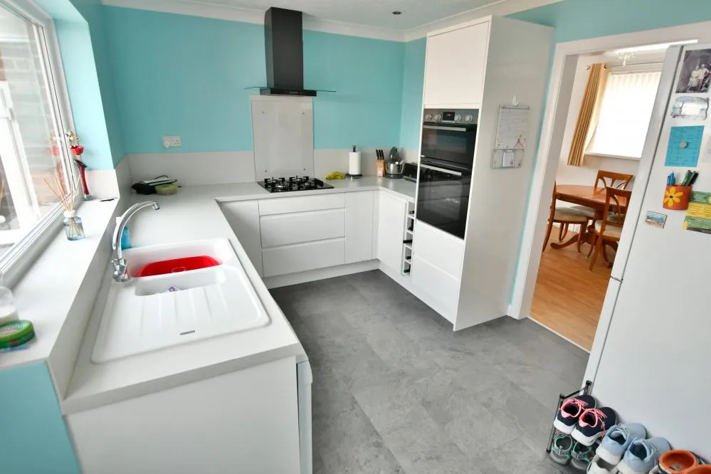 Mimosa Avenue, Wimborne, BH21, photo 3