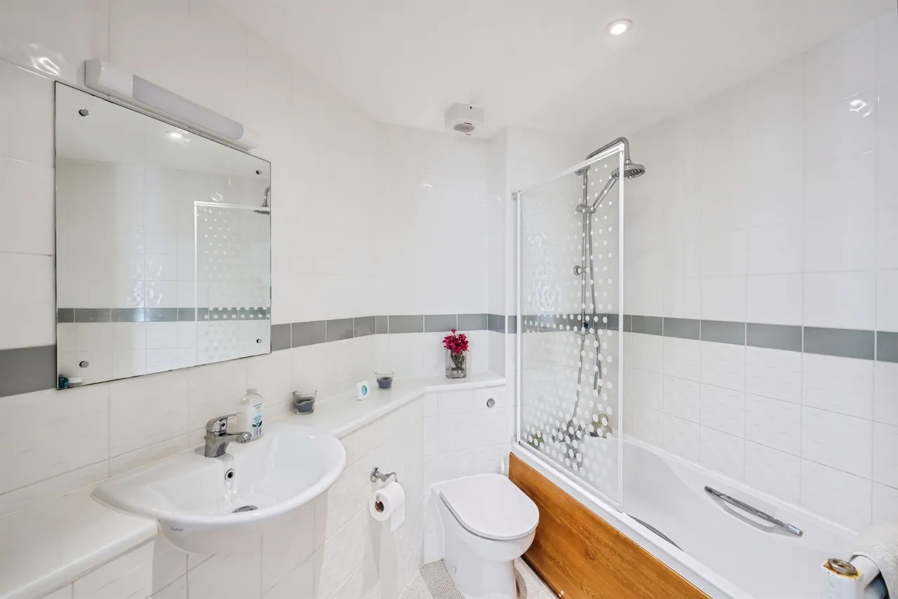 San Juan Court, Eastbourne, BN23, photo 18