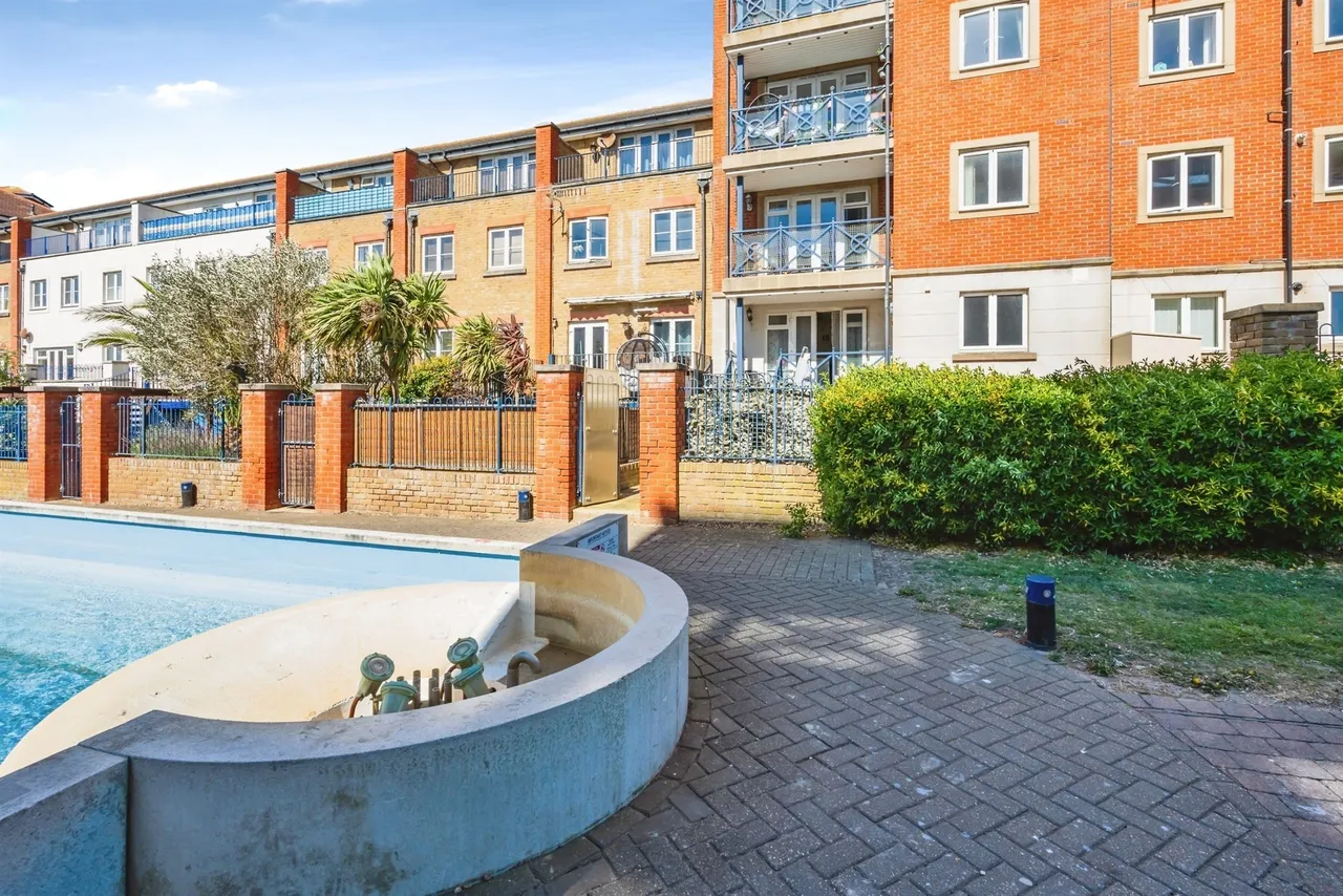 San Juan Court, Eastbourne, BN23, photo 22