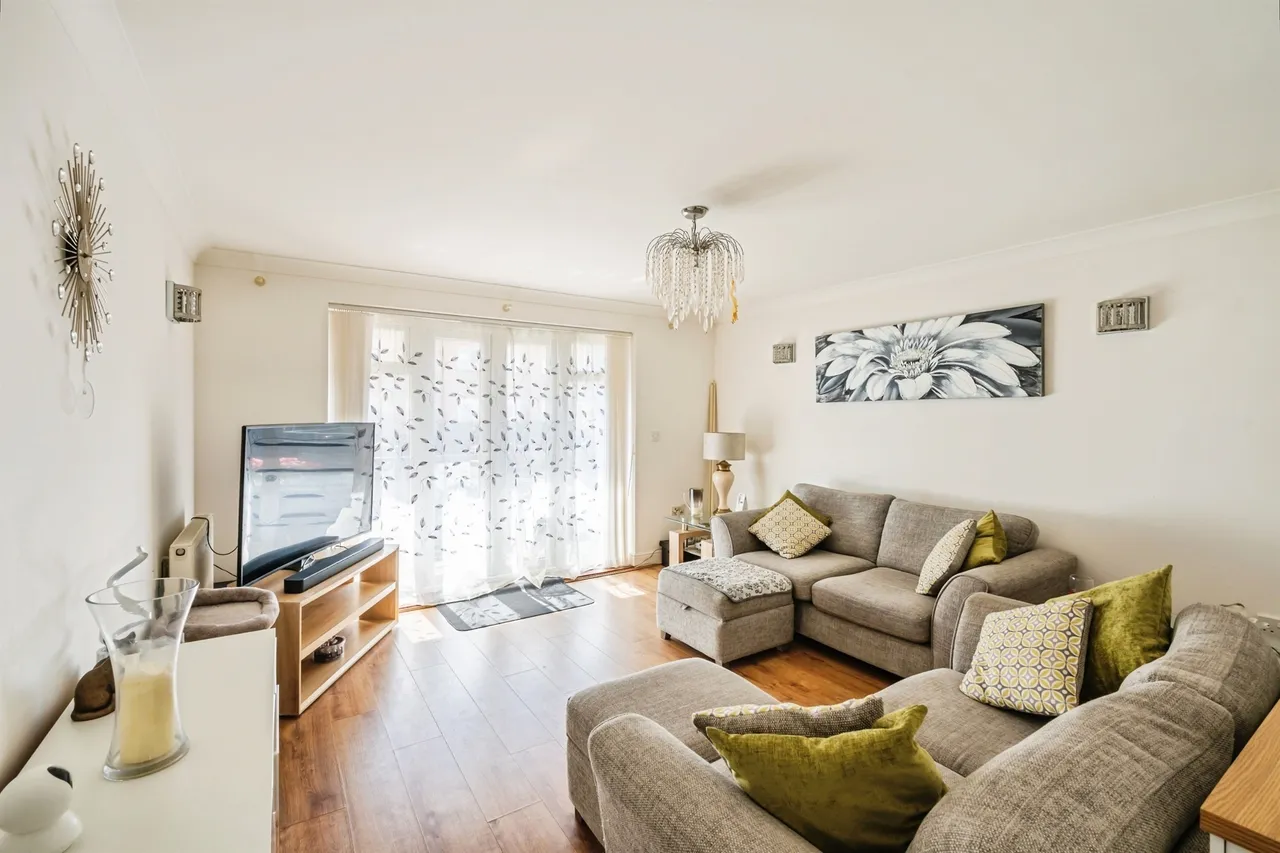 San Juan Court, Eastbourne, BN23, photo 6