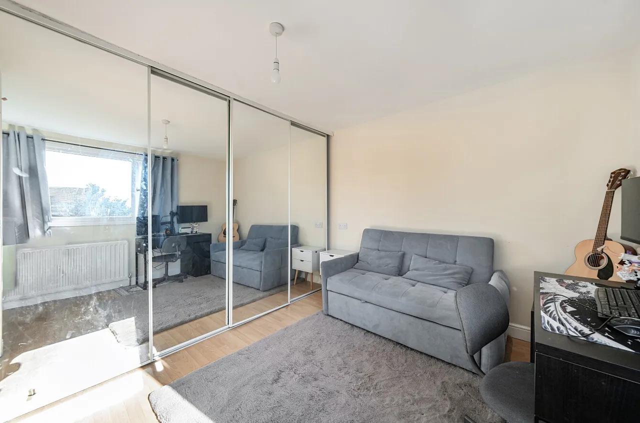 Worcester Close, Farnborough, Hampshire, GU14 8JW, photo 12