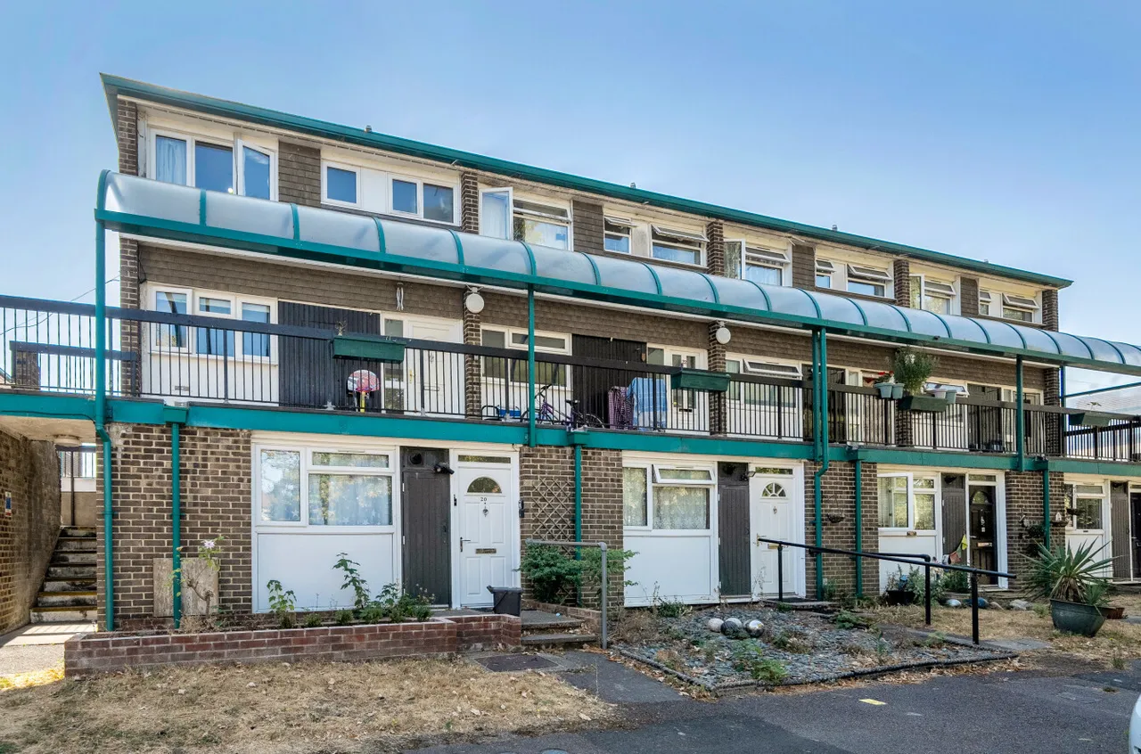 Worcester Close, Farnborough, Hampshire, GU14 8JW, photo 16