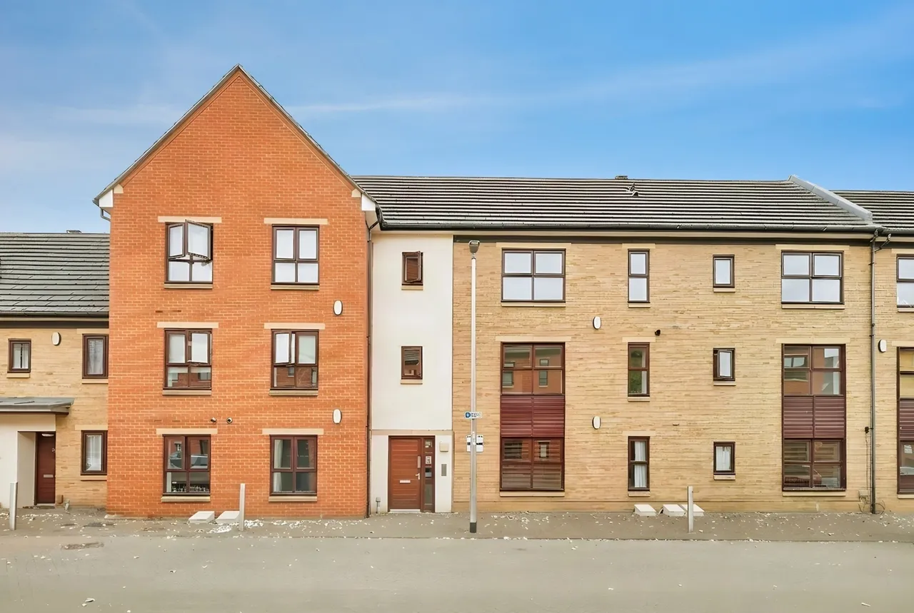 2 bed flat for sale — Standside, NORTHAMPTON, Northamptonshire, NN5