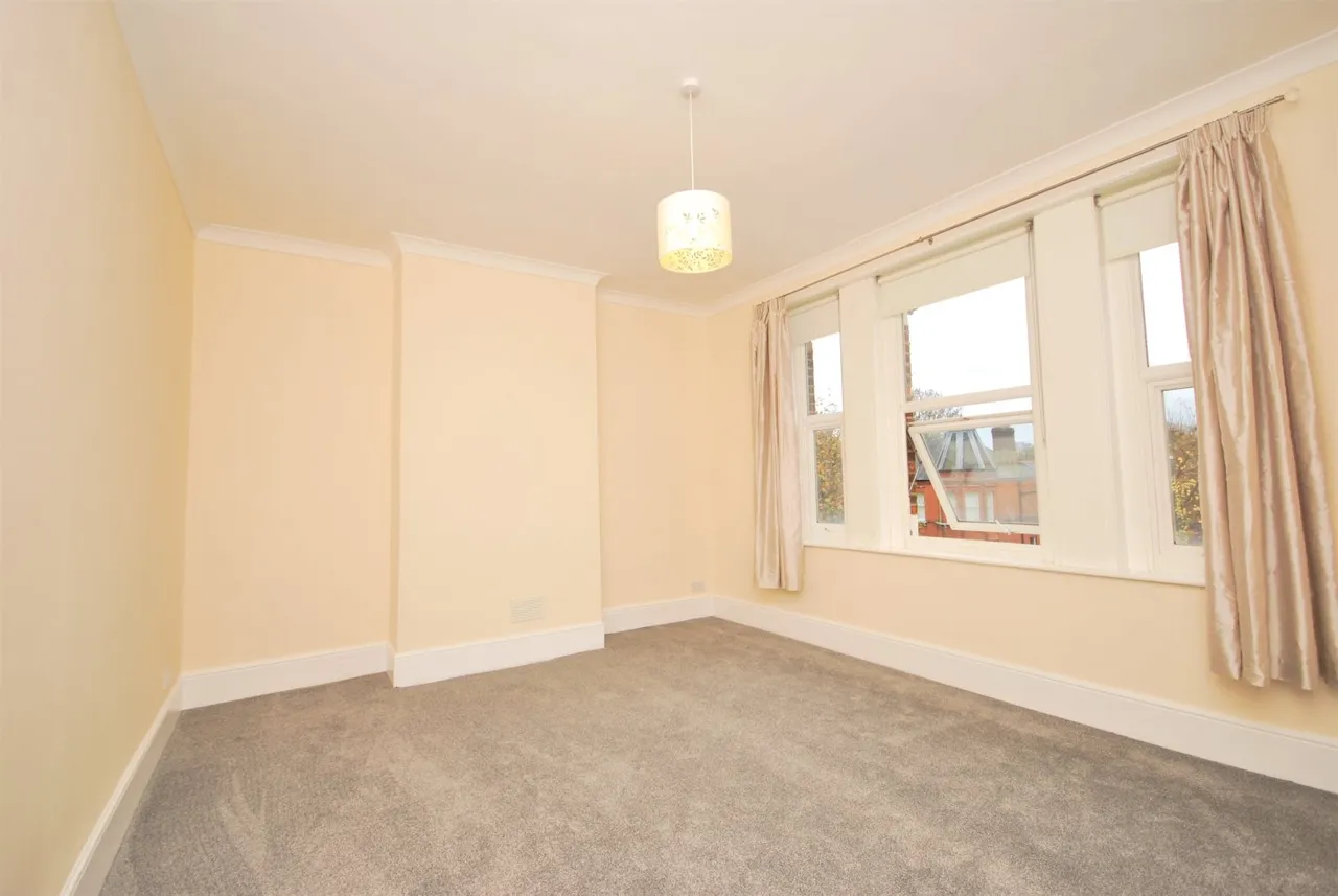 Half Moon Lane, London, SE24, photo 8