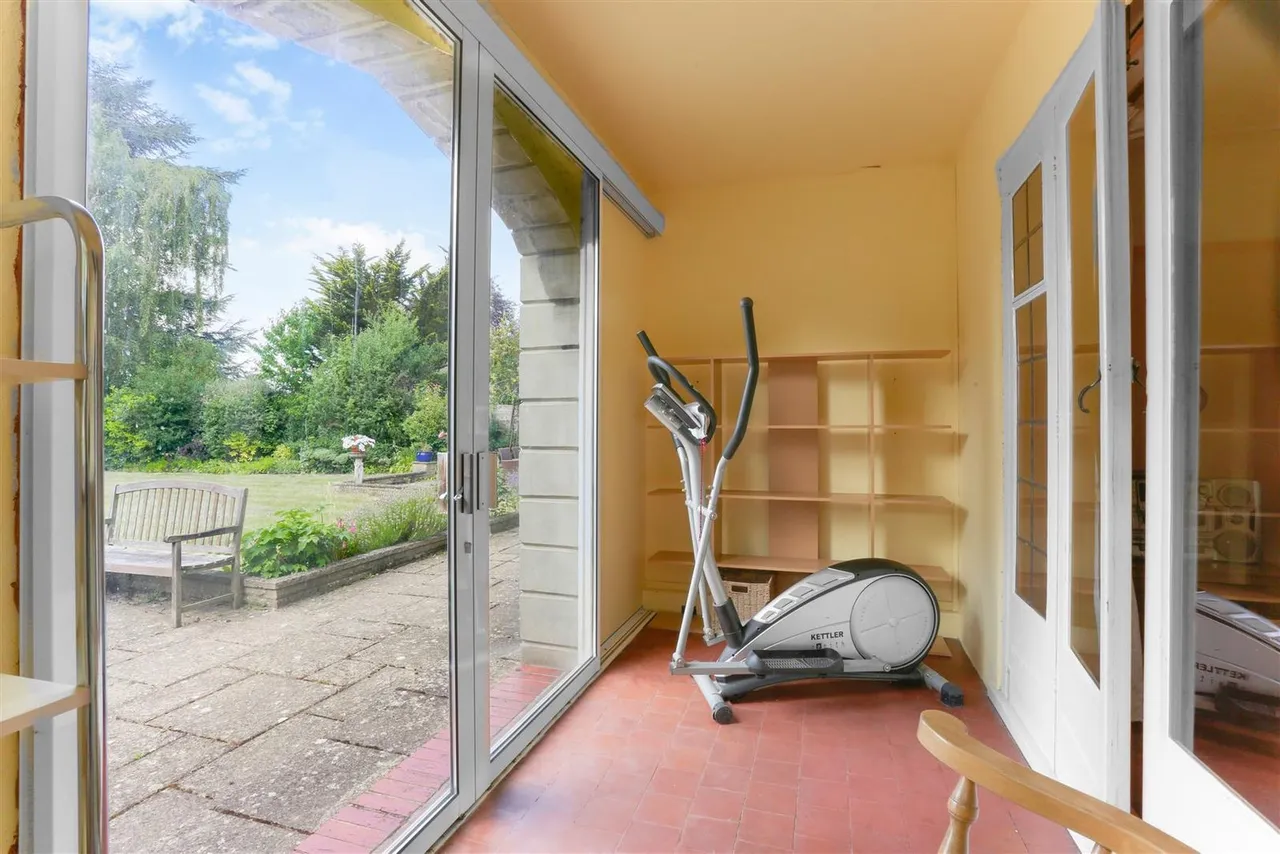 Cheyham Way, South Cheam, SM2, photo 8