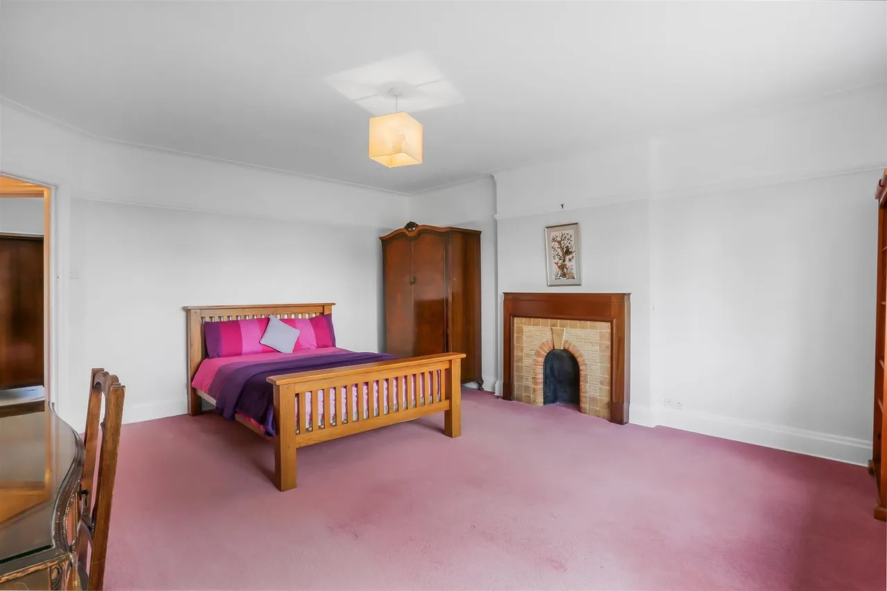 Cheyham Way, South Cheam, SM2, photo 28