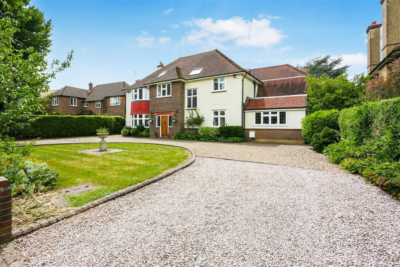 Cheyham Way, South Cheam, SM2, photo 50