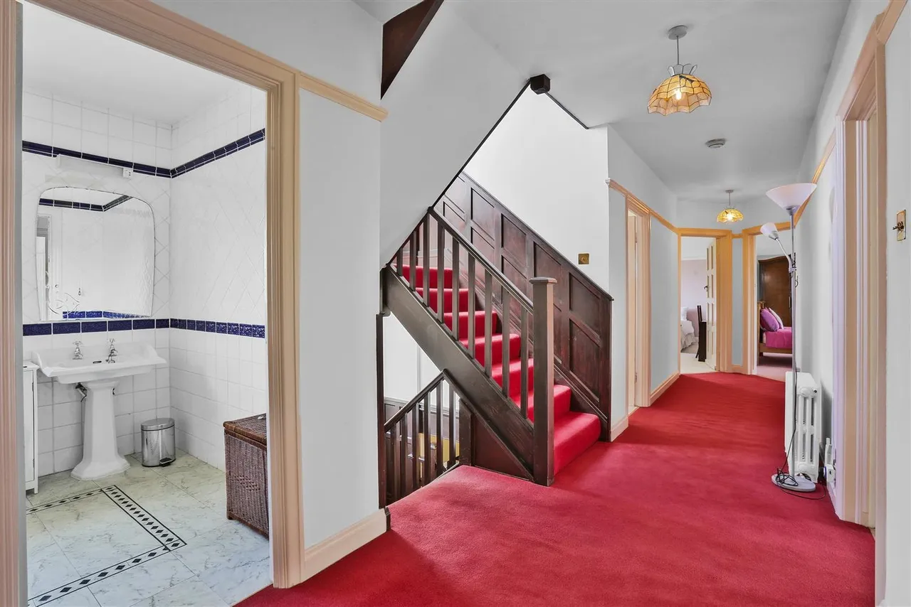 Cheyham Way, South Cheam, SM2, photo 24