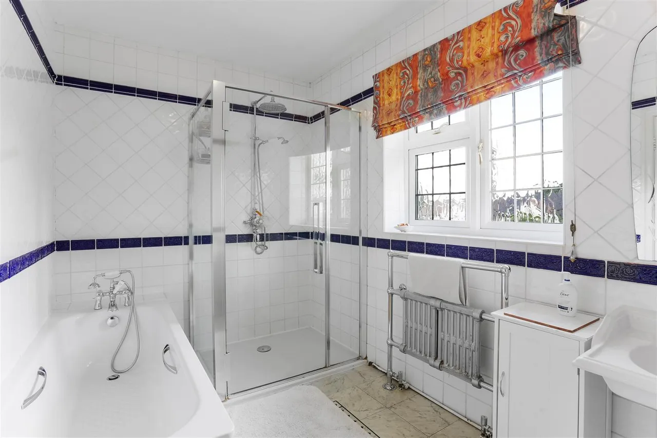 Cheyham Way, South Cheam, SM2, photo 37