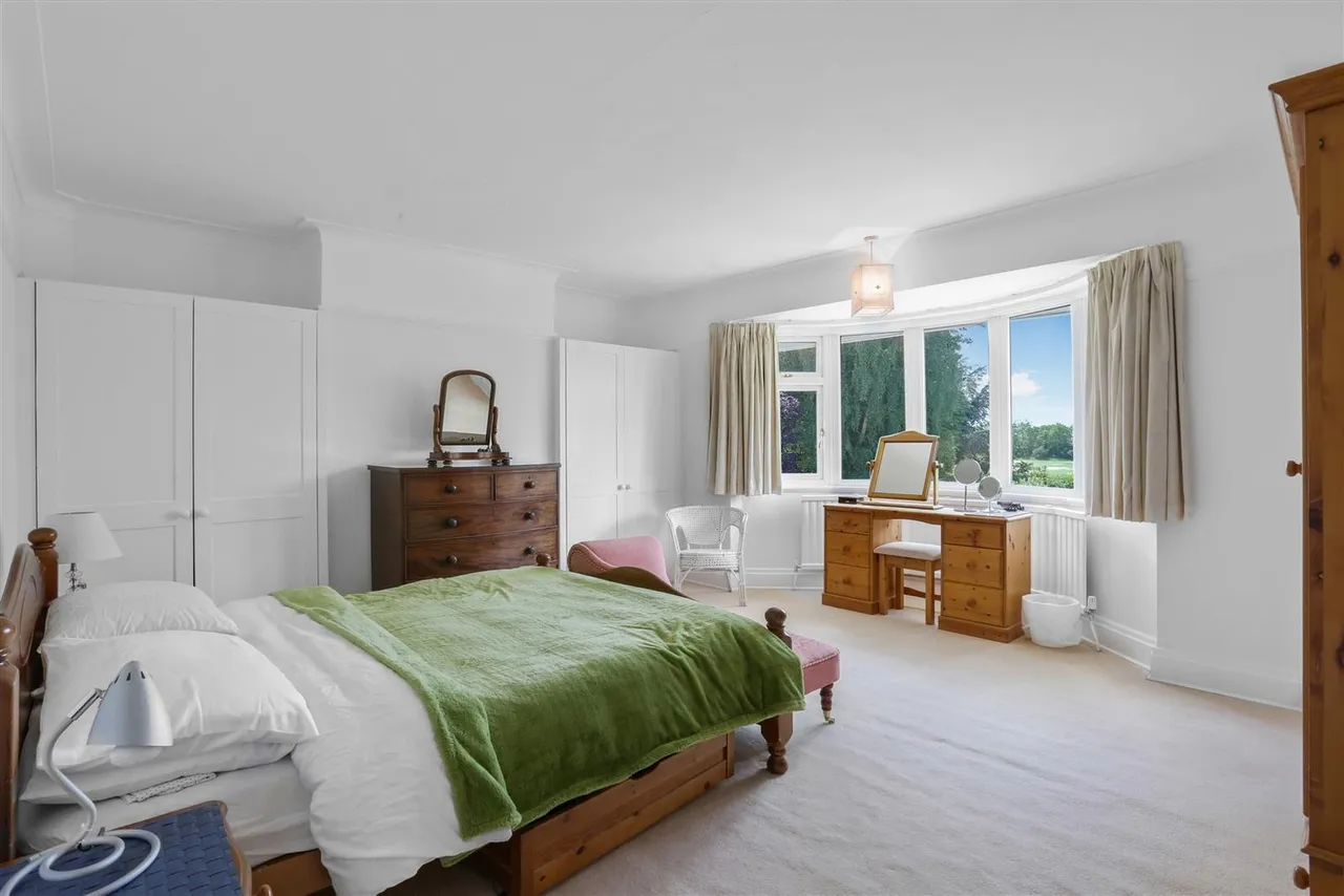 Cheyham Way, South Cheam, SM2, photo 34