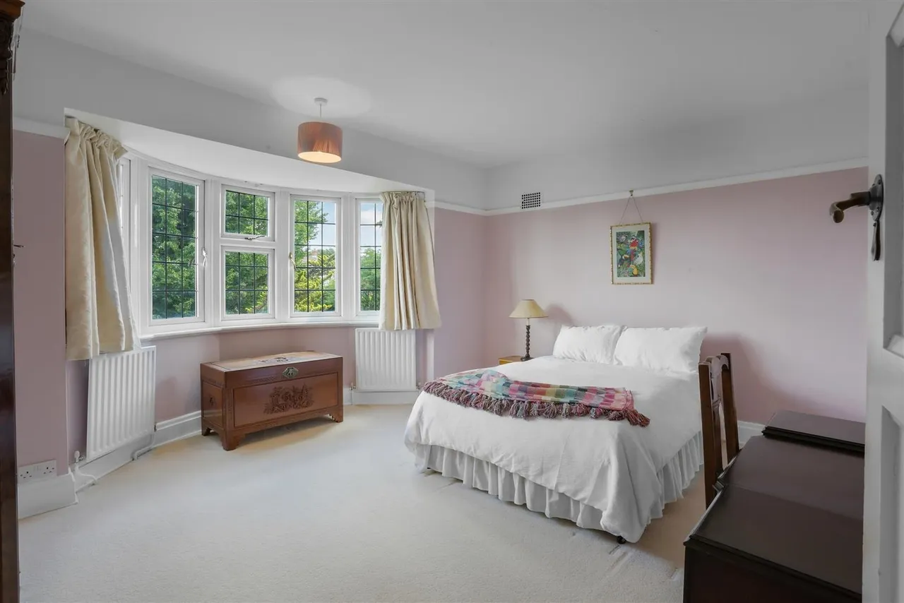 Cheyham Way, South Cheam, SM2, photo 25