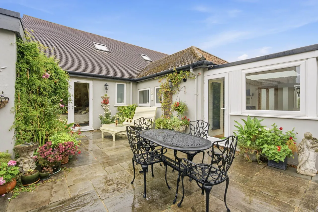 Buckland Road, Buckland, photo 31