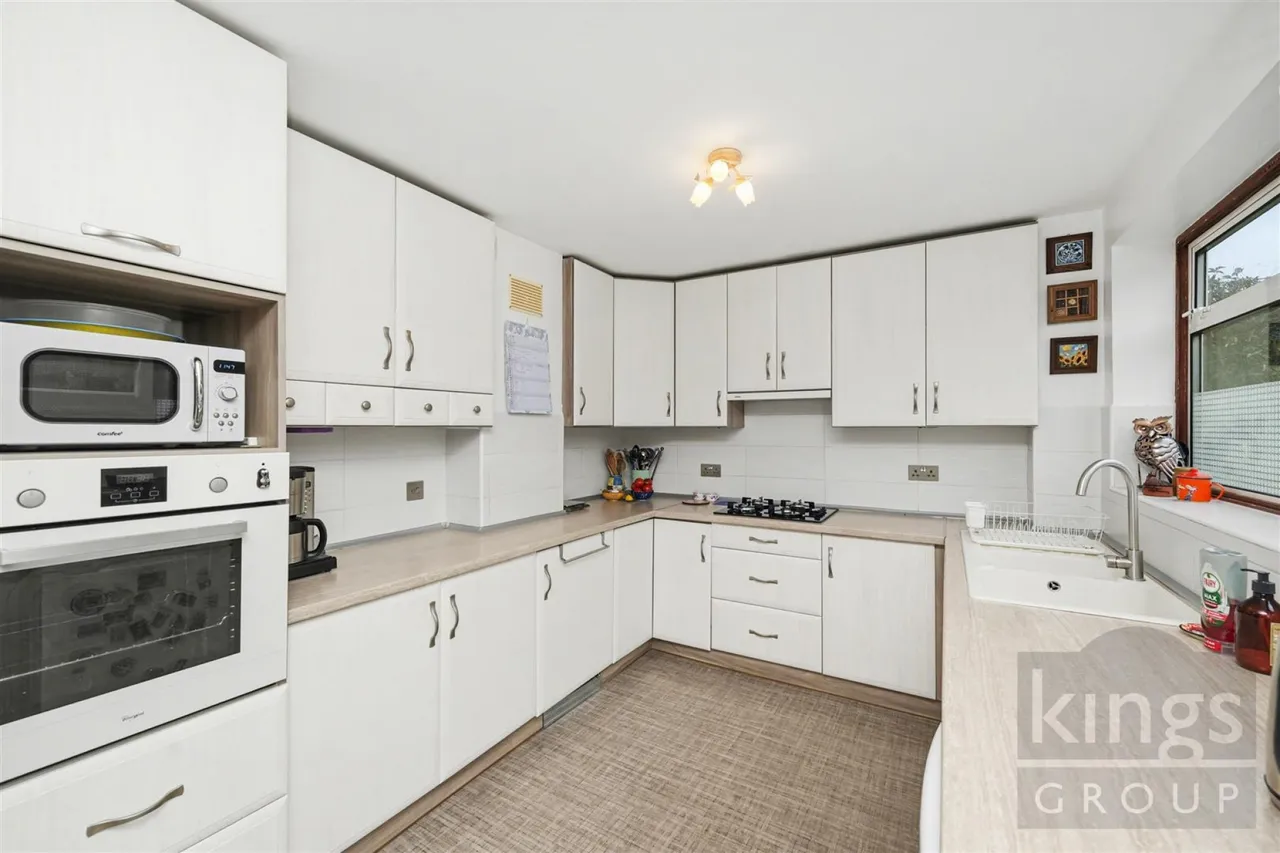 Westmeade Close, Cheshunt, photo 5