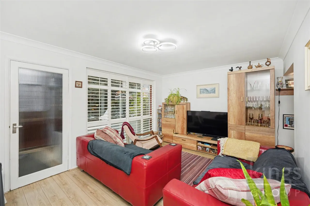 Westmeade Close, Cheshunt, photo 2