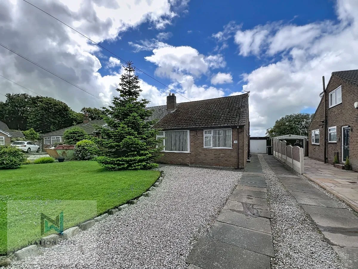 3 bed house for sale — St. Pauls Close, Chorley, Lancashire, PR6 9RS