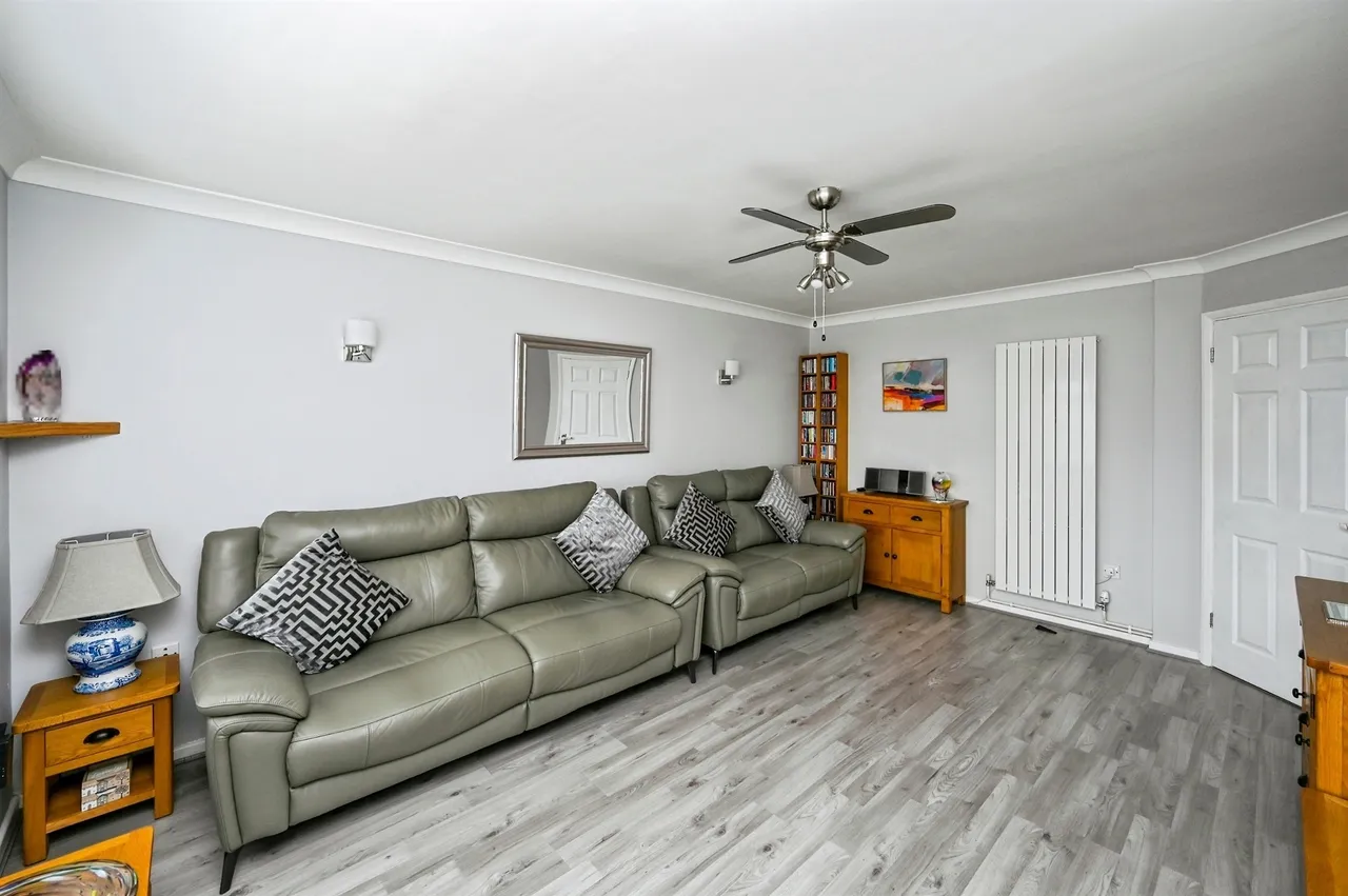 Iona Close, Tibshelf, DE55, photo 5