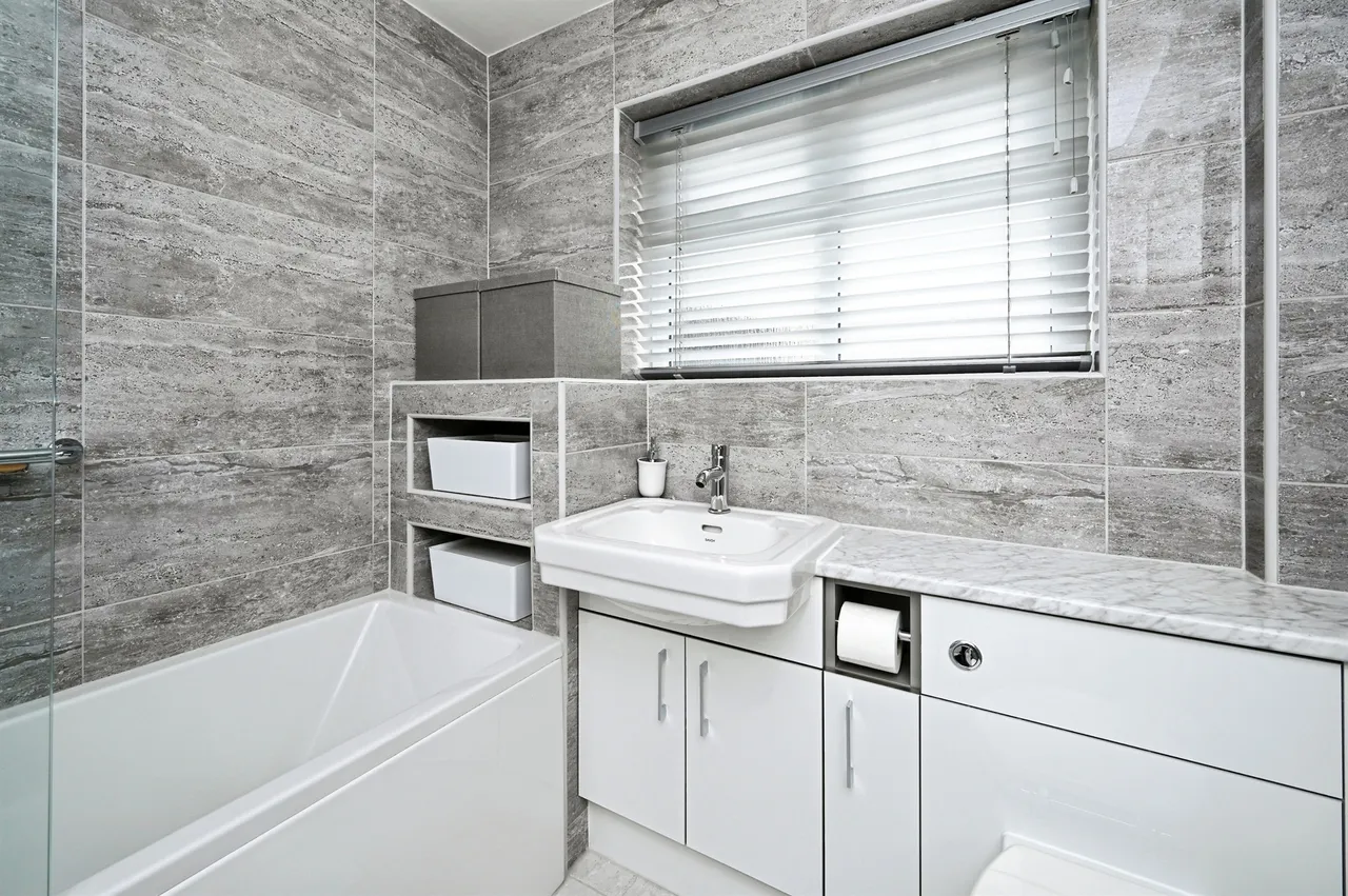Iona Close, Tibshelf, DE55, photo 14