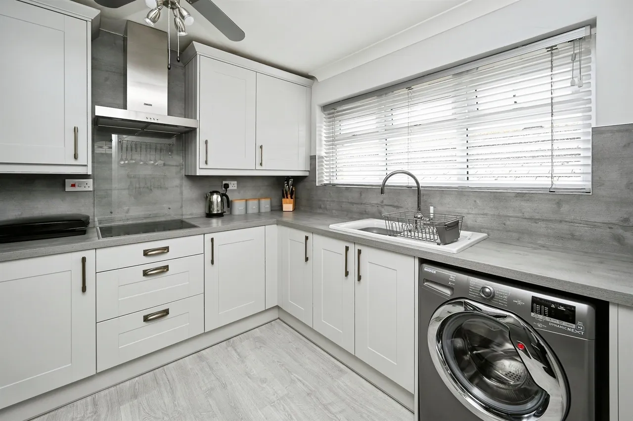 Iona Close, Tibshelf, DE55, photo 2